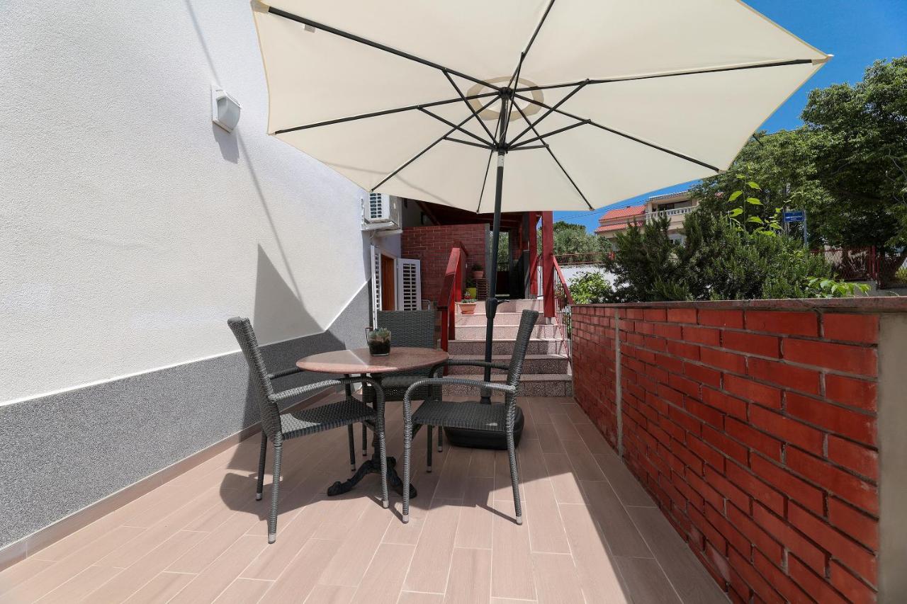 Apartments Smoky M نوفاليا المظهر الخارجي الصورة