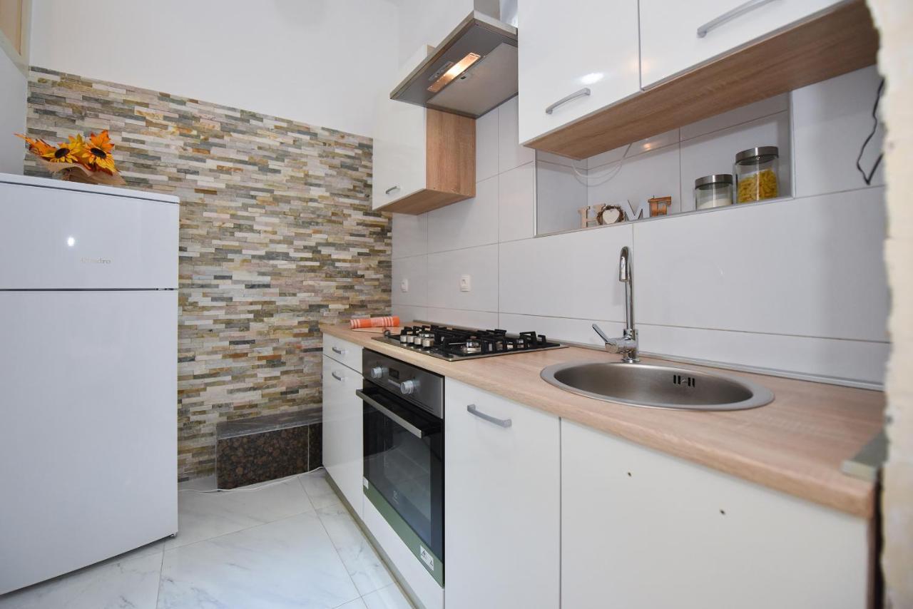 Apartments Smoky M نوفاليا المظهر الخارجي الصورة